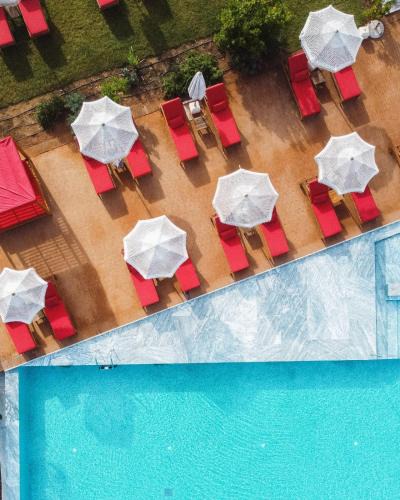 Valinhos Hotel | Praia do Canal Nature Retreat - Small Luxury Hotels of the World