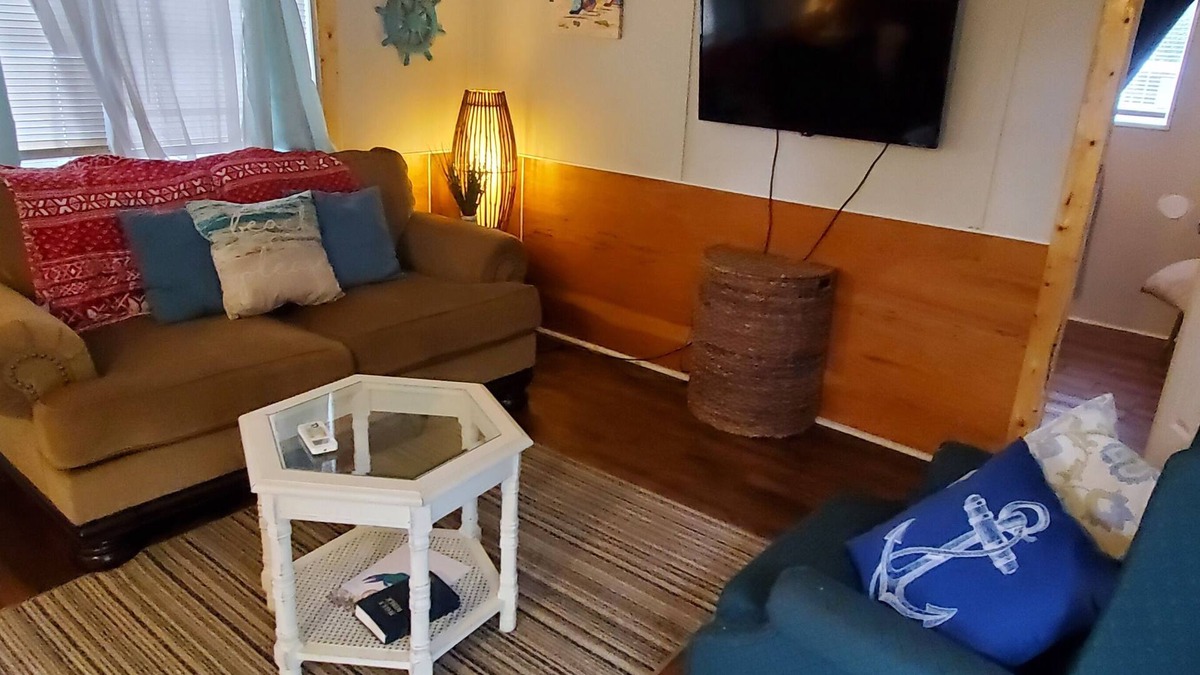 West Monroe House | Precious 2BR/1Bath. Affordable for workers