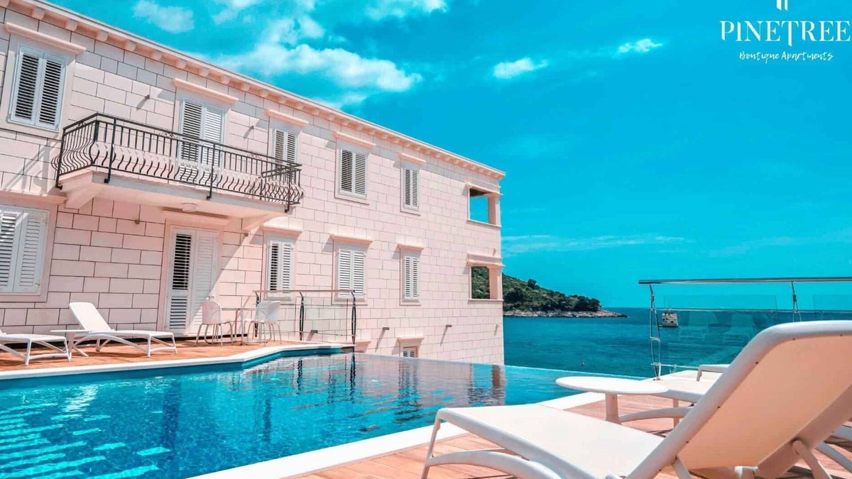 Saplunara Apartment | Precious Moments TOP FLOOR - apartment