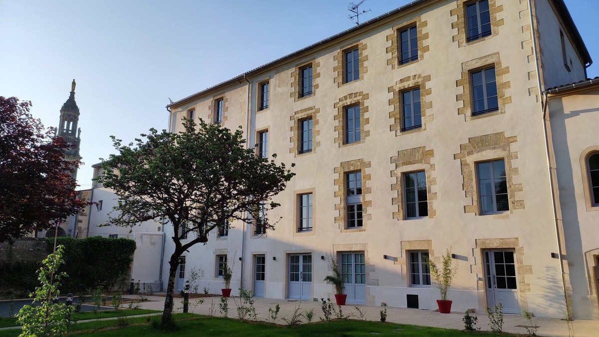 Verdelais Apartment | Première Pierre Verdelais