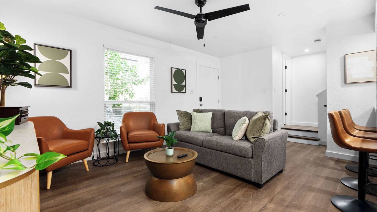 South Lamar House | Premier Access to Zilker Park & South Congress