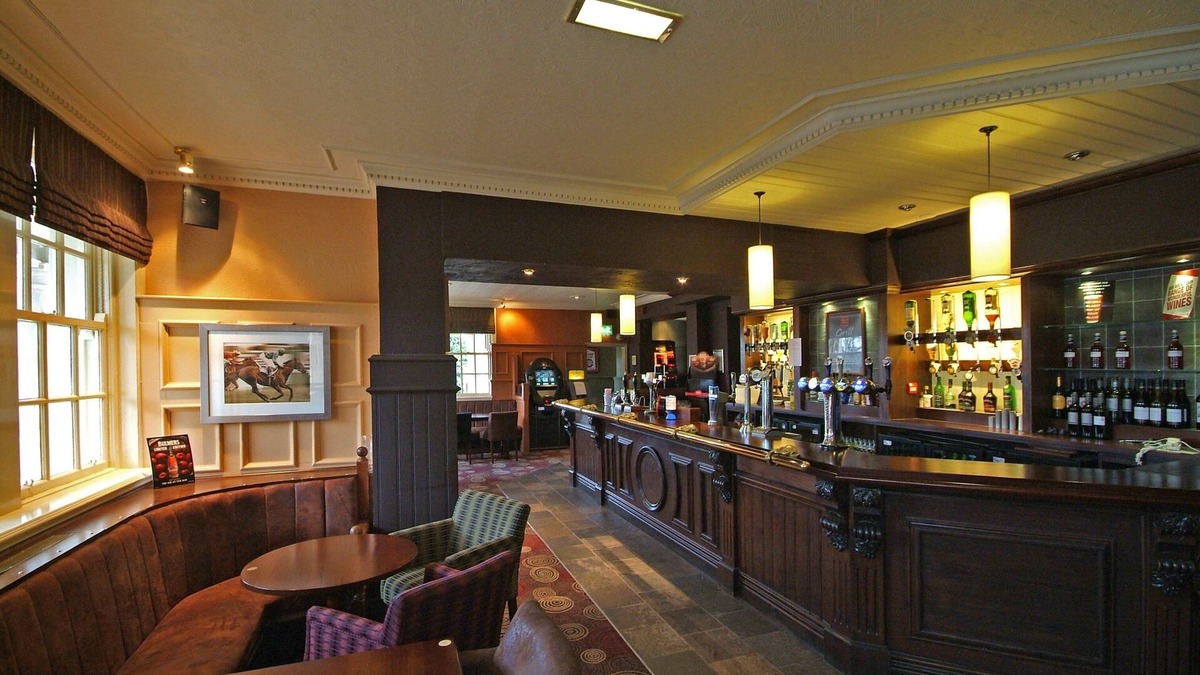 Woolsington Hotel | Premier Inn Newcastle Airport - South