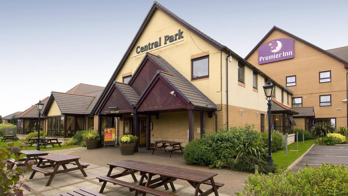 Rugby Hotel | Premier Inn Rugby North - M6 Jct1