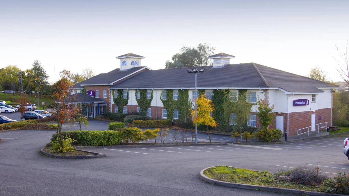 Brownsover Hotel | Premier Inn Rugby North - Newbold
