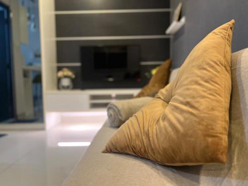 Shah Alam Apartment | Premium Studio with Gym and Pool Access in Subang Mas