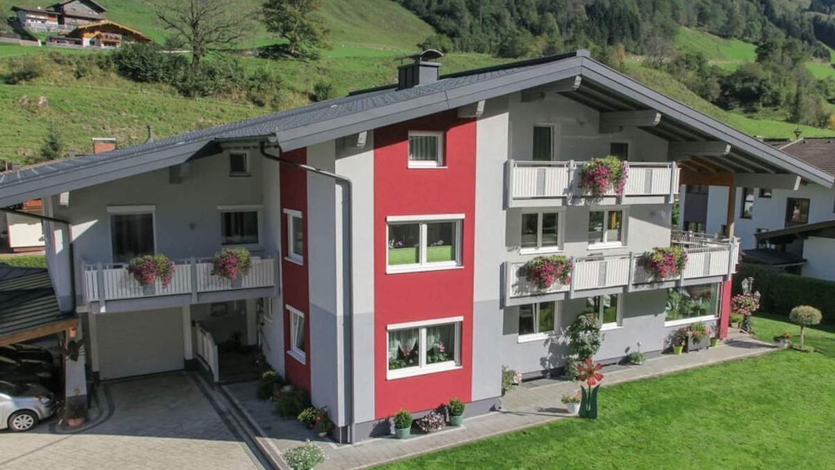 Fusch an der Grossglocknerstrasse House | Present apartment in Fusch