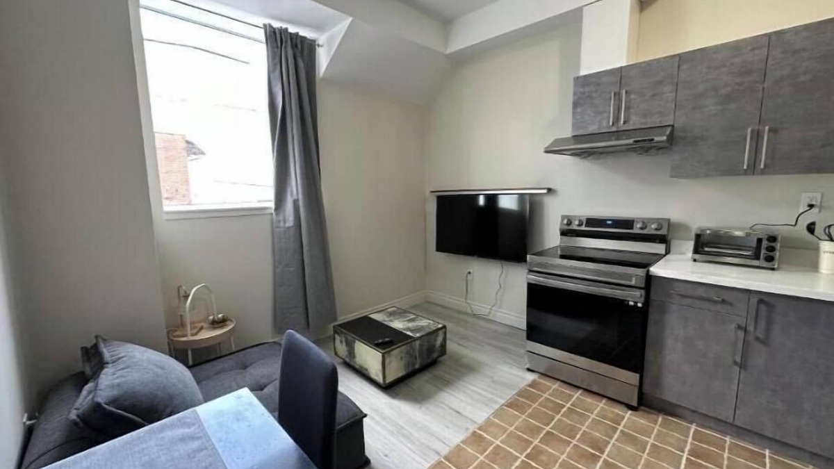 Durham Region Apartment | Presidential Suite