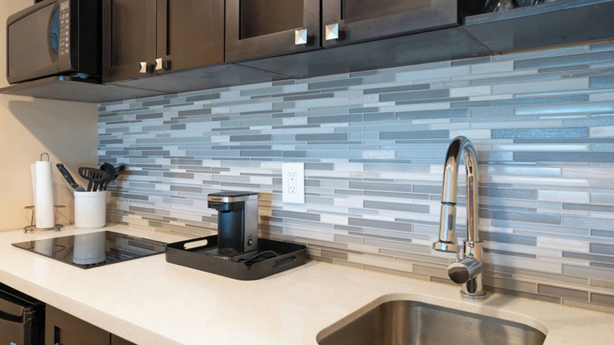 Prince Rupert Hotel | Prestige Oceanview Hotel Prince Rupert