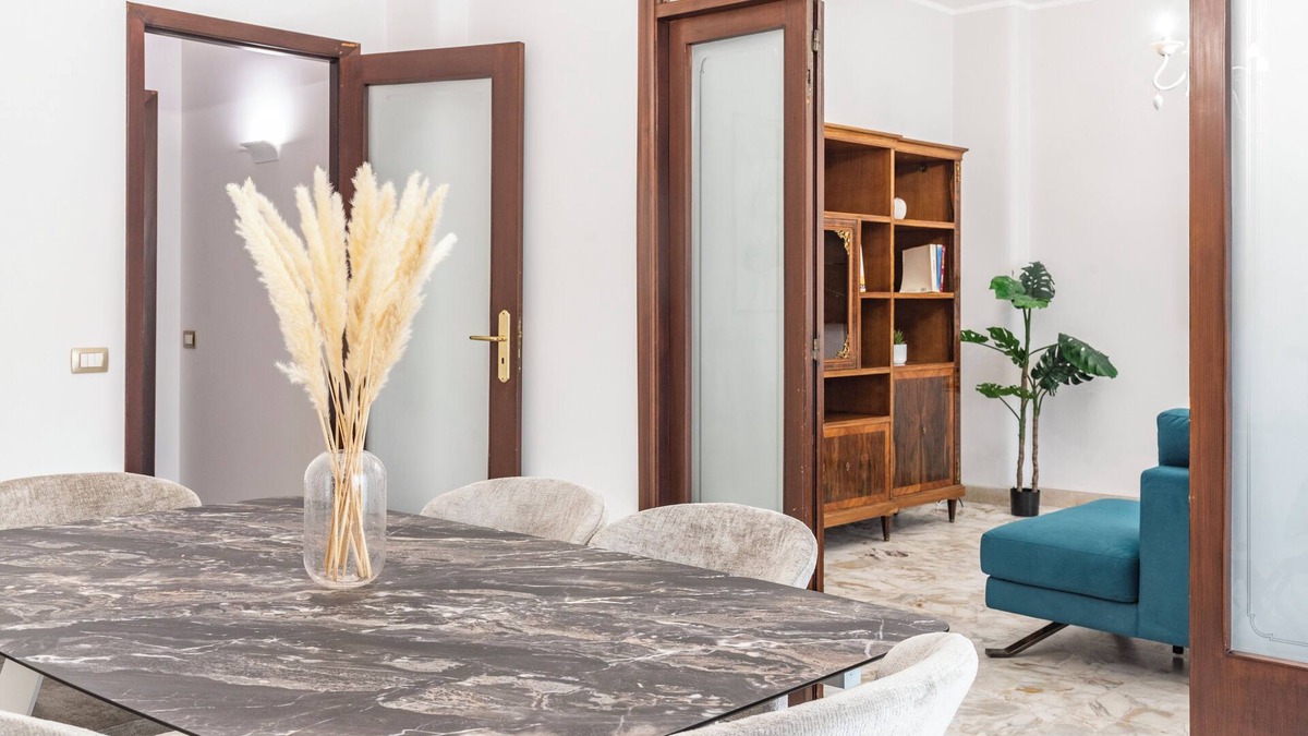 Picanello-Ognina-Barriera-Canalicchio Apartment | Prestigious 4 rooms with Netflix and Metro nearby