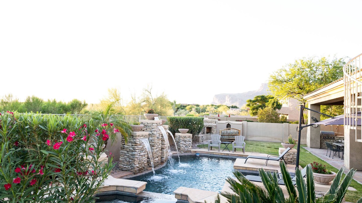 Gold Canyon House | Prestigious Gold Canyon Villa with Golf Course and Superstition Mountain View’s