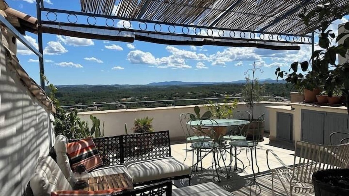 Vezenobres House | Pretty atypical house