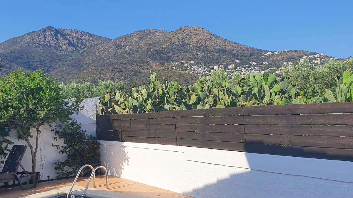 El Mas Bosca Villa | pretty house 5 people fully equipped with private pool, wifi, close to the sea