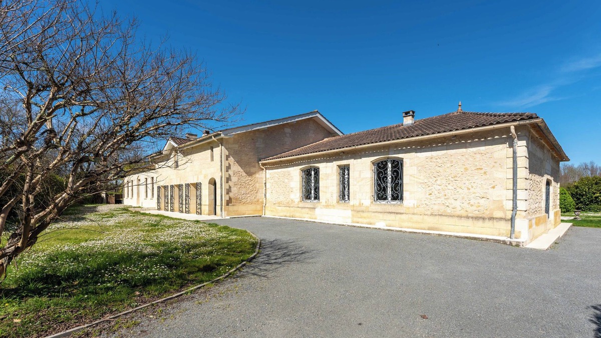 Cenac House | Pretty property in the countryside 20 minutes from Bordeaux