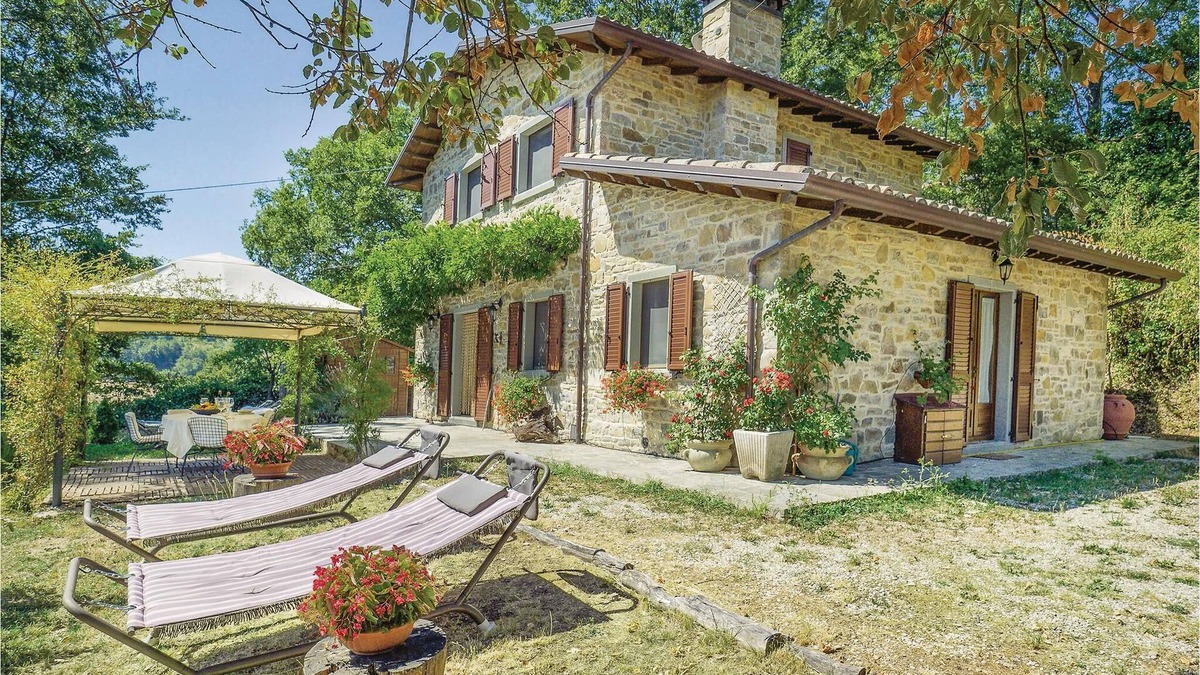 Casteldelci House | Pretty stone-built vacation house in panoramic position (700 m.a.s.l.) in the mountains of the Appen