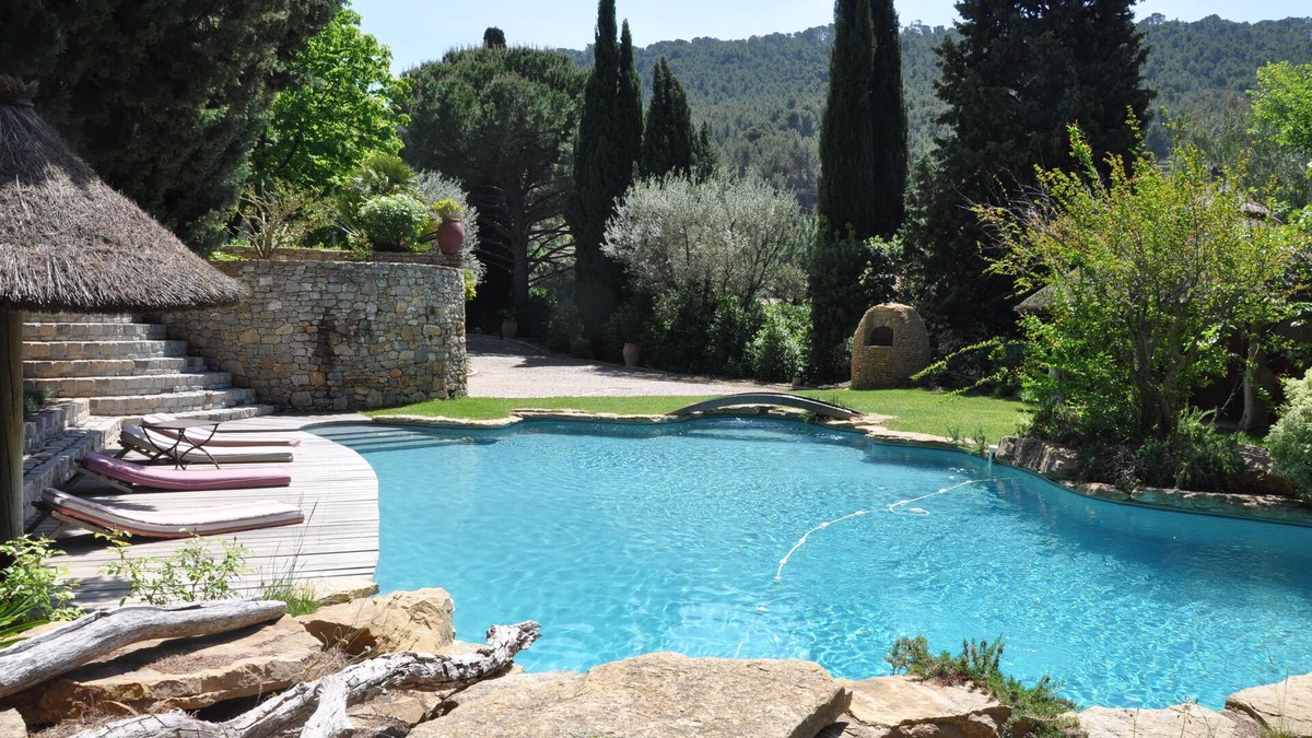 Le Castellet House | PRETTY VINEYARD COTTAGE ON PROPERTY 12 MINS FROM BANDOL AND BEACHES CLIM SWIMMING POOL
