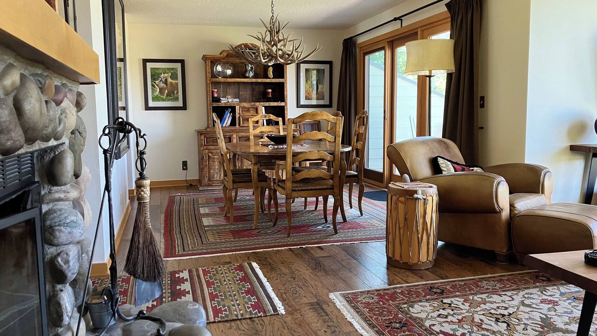 Moose Wilson Road House | Priceless Teton Views. In the Aspens and Minutes Away from World Class Skiing!