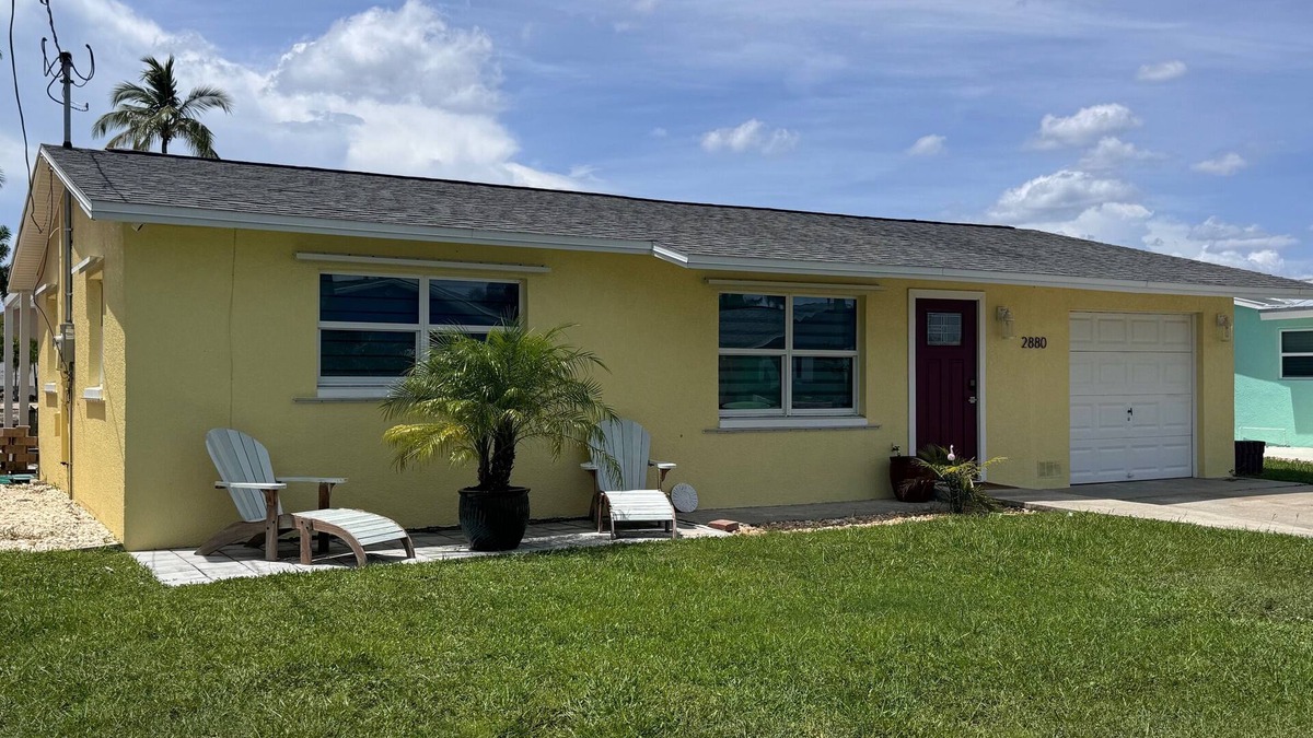 Matlacha House | Priceless Waterfront Escape in Matlacha