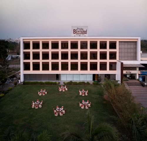 Savli Hotel | Pride Biznotel Manjusar Vadodara Near Sokhda Lake