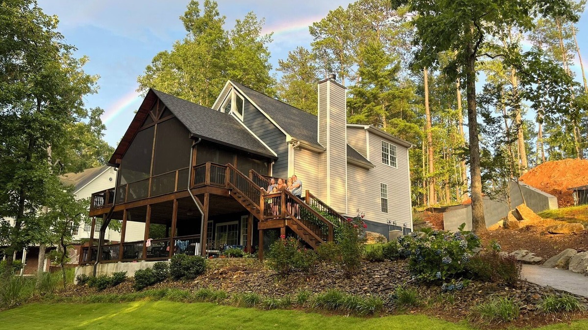 Six Mile House | Prime fall weekend and Clemson game dates open! New primary bath! Do it today!