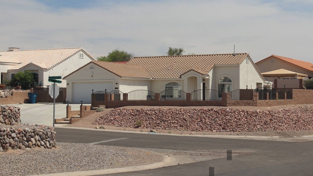 Sunridge Estates House | Prime Location, Great Amenities, Quiet - Close to Laughlin and Colorado River