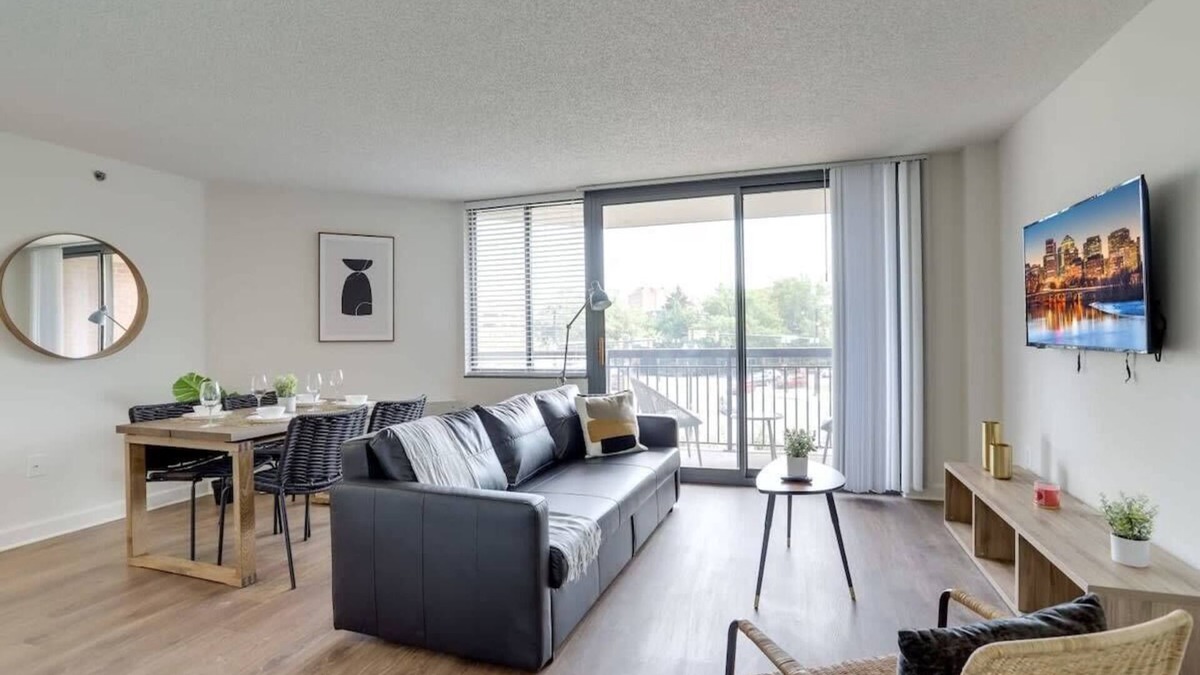 Pentagon City Apartment | Prime Location Modern Apartment at Pentagon City