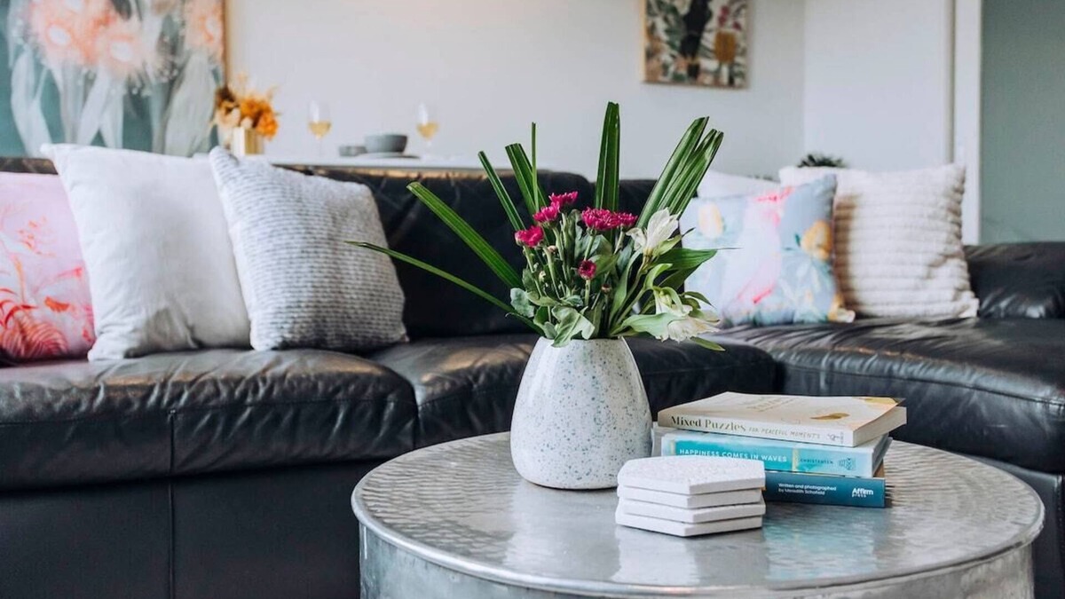 Windsor Apartment | Prime Prahran Property with Parking