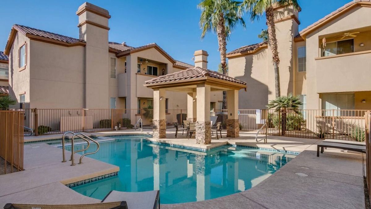 Cavalier Vista House | Prime Scottsdale Stay: 2BR Condo Steps from Old Town Attractions