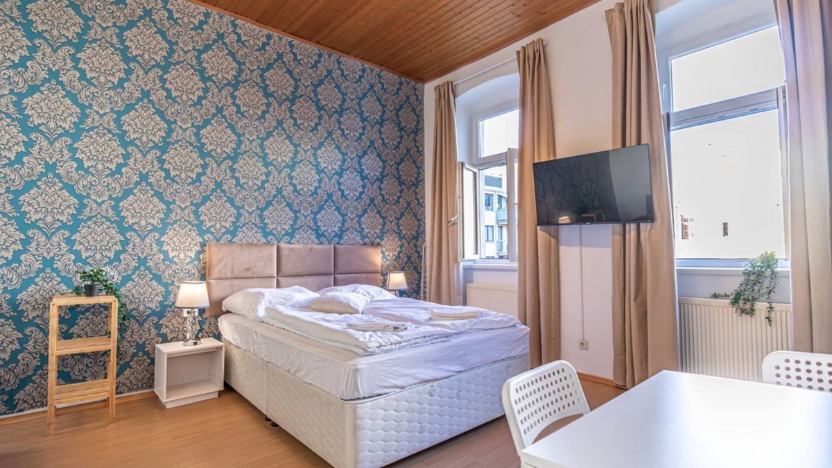 Ottakring Apartment | Prime Studio Getaway with Easy Access