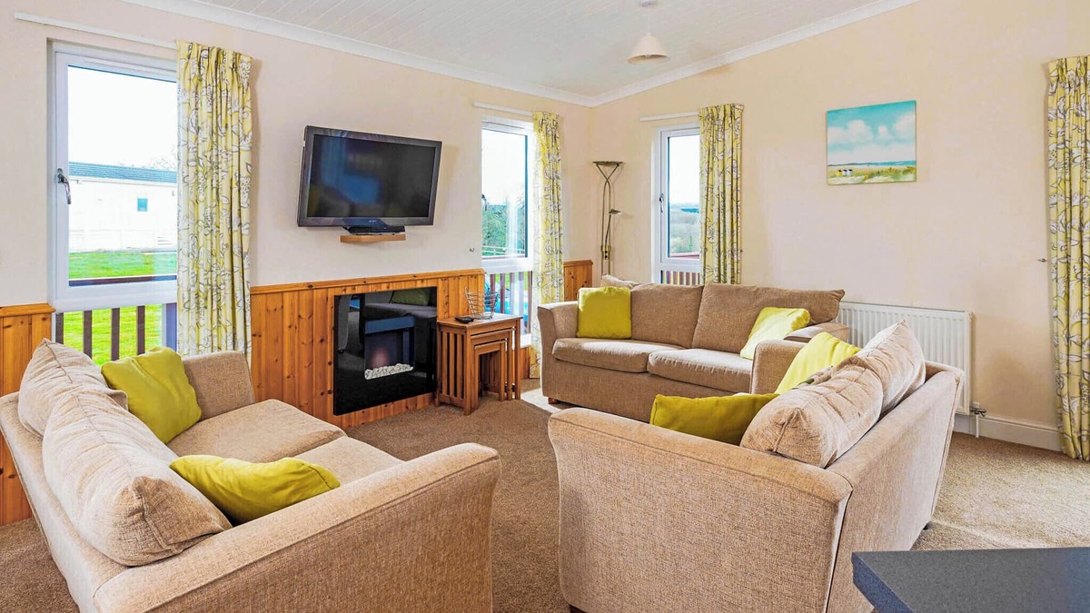 Hewas Water Ski Chalet | Primrose Lodge 3 (Pet)
