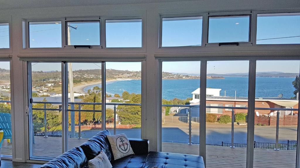 Primrose Sands House | Primrose Sands Panorama