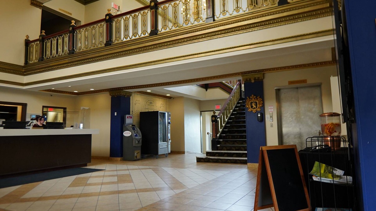 Thunder Bay Hotel | Prince Arthur Waterfront Hotel & Suites