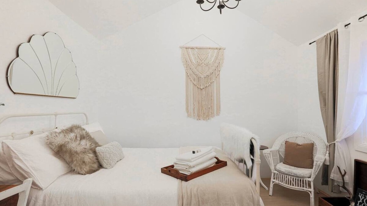 Korumburra Apartment | Princes Cottage, Korumburra