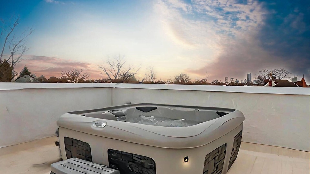 Weinland Park House | Pristine Mid Cen Mod Home I Game Room I Hot Tub on Terrace with City Views