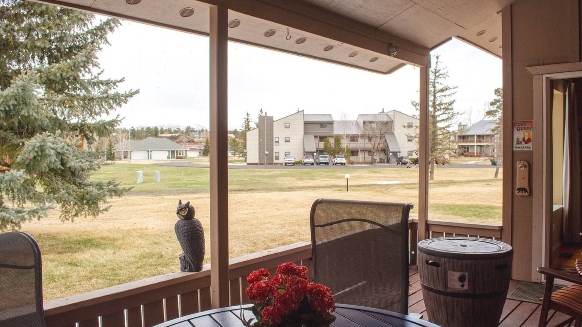 Pagosa Springs Condo | Pristine Pines: Bright Uptown Condo w/Cozy Fireplace, Large Deck, Mountain Views, Walk to Amenities