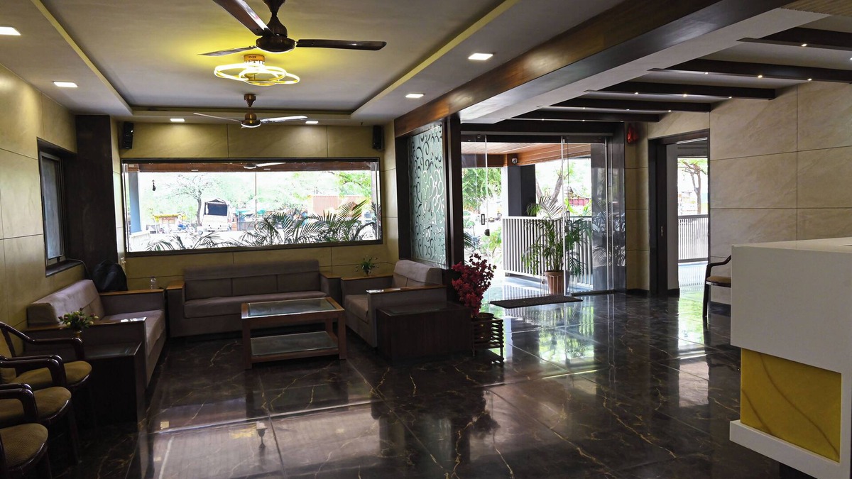 Jalgaon Hotel | Pritam Park Hotel
