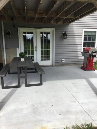 Suffield Apartment | Privacy, entertainment, comfort galore 2 BR LR 1BA Home Theater, Pool Table