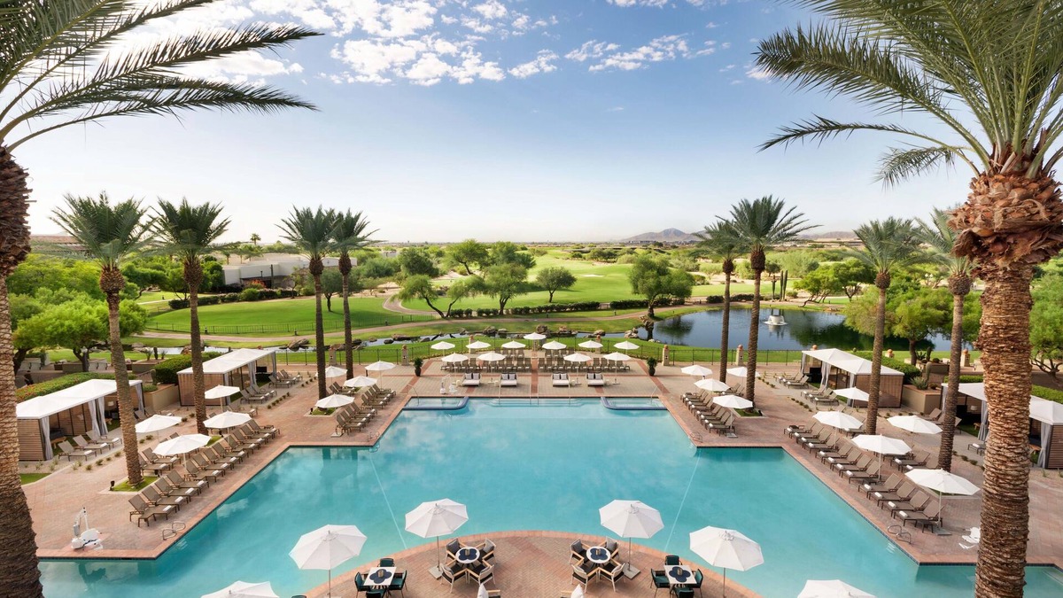 North Scottsdale Hotel | Privado Villas at the Fairmont Scottsdale Princess