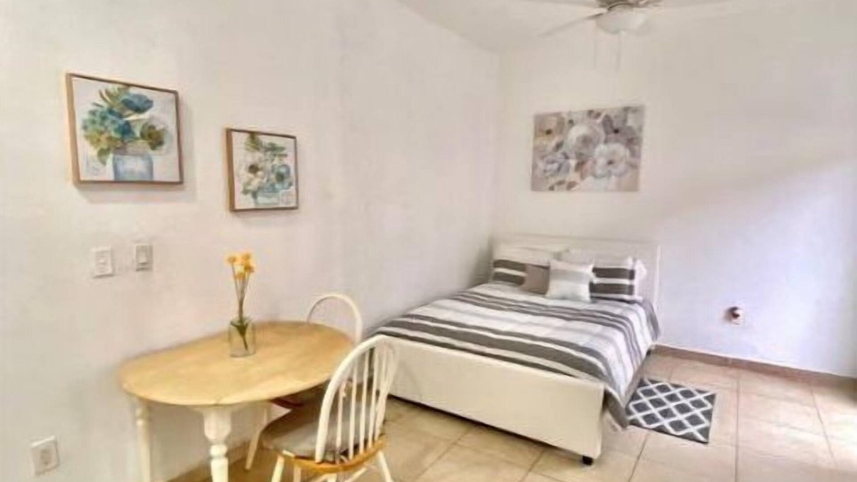 Homestead Apartment | Private 1/1 Studio w/Private Entrance