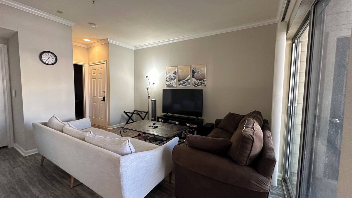 Southampton Apartment | Private 1Bedroom apartment at 1st floor in Houston City!