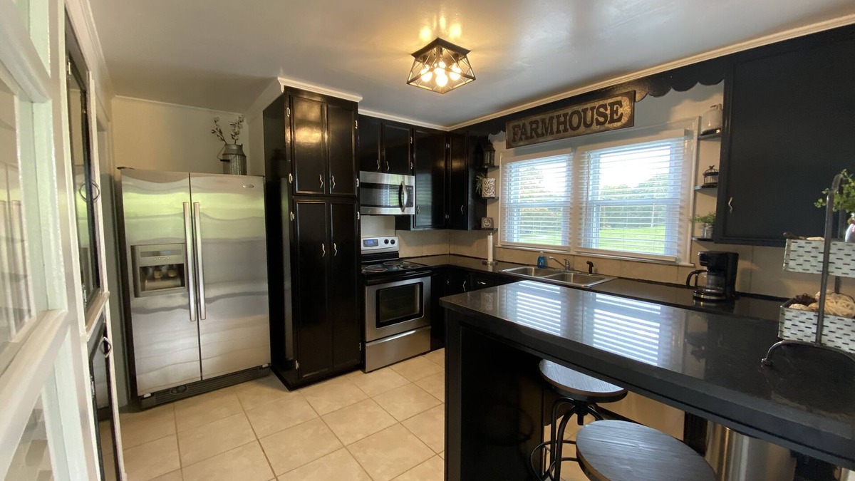 Mount Airy House | Private 2 Bedroom 1 Bath Charming House on 4 Acres