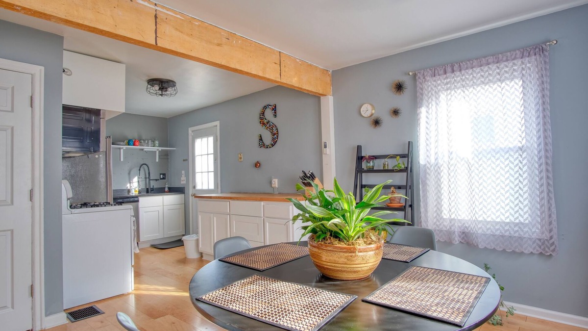 Indianapolis House | Private 2 Bedroom Home Near Christian Park!