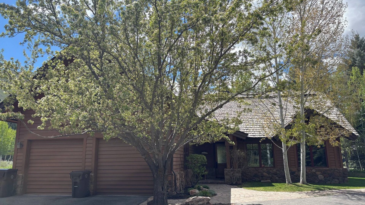 Sun Valley House | Private 2-Br Gimlet Home with Mountain View’s and River Access