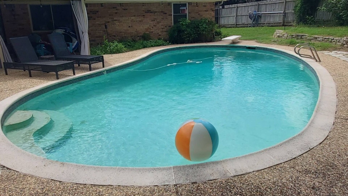 Cleburne House | Private 3 BR Unit + Pool - Connected Owner's Unit - Sleeps 8