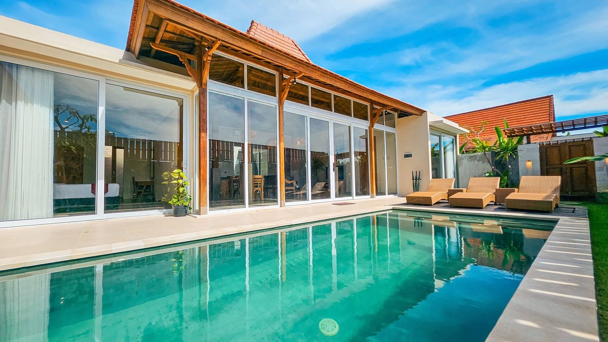 Sunset Road Villa | Private 3 BR Villa in Seminyak with Pool