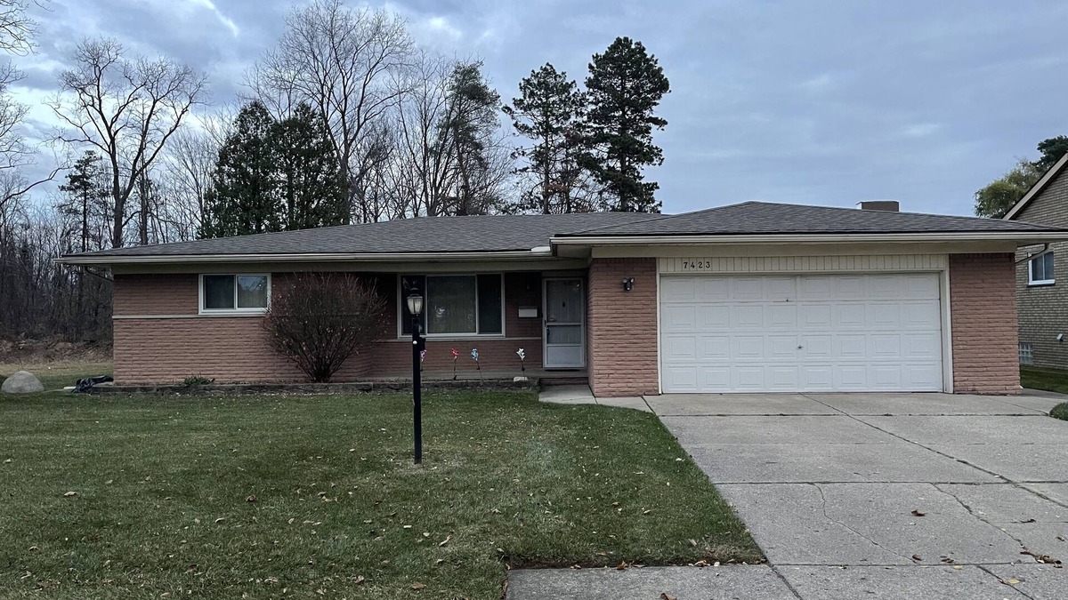 Sterling Heights House | private 6 Bedroom charming 2000 sq ft ranch 10-14 people