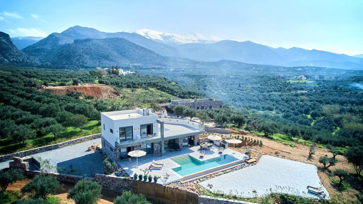 Sissi Villa | Private 6 bedrooms, 6 bathrooms , heated pool