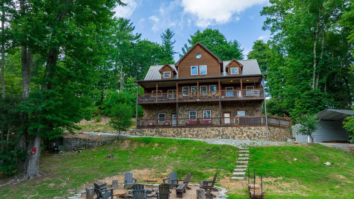Vilas Cabin | Private 7-Acre Sanctuary: Long-Range Views, Hot Tub & Game Room