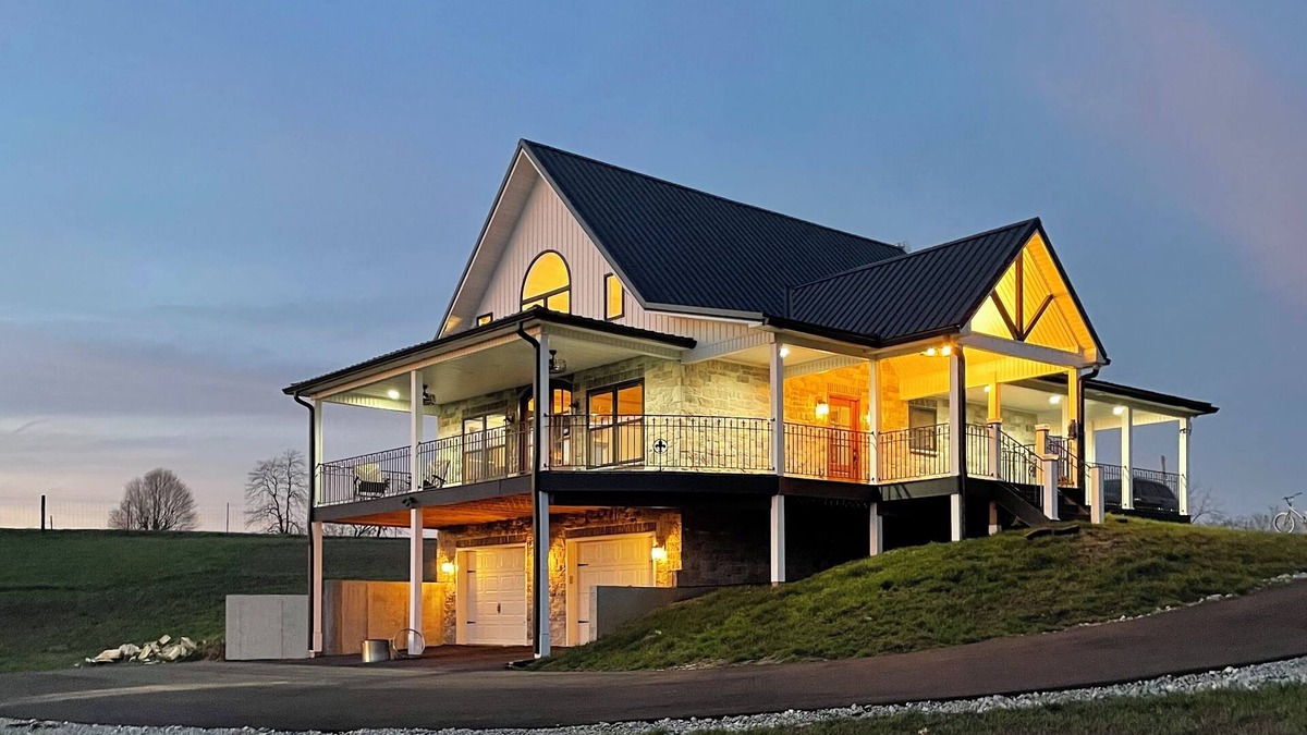 Waddy House | Private A-frame Cabin - Hot tub, Firepit & Views