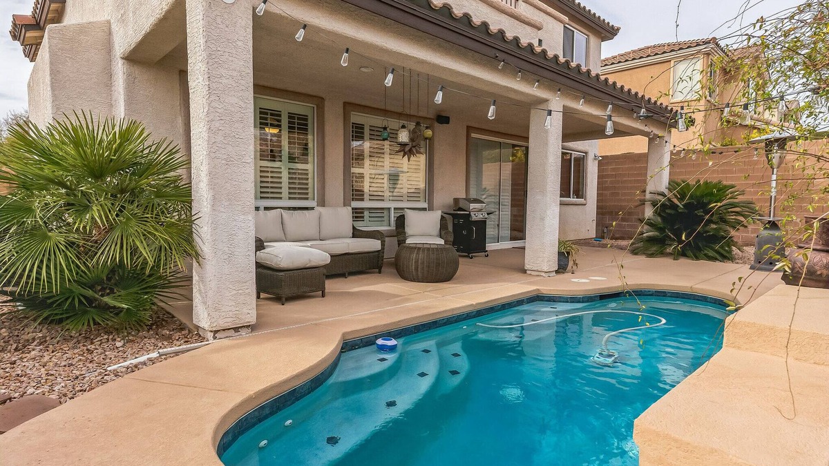 Summerlin West House | Private and Stylish Home in desirable gated community in Summerlin West