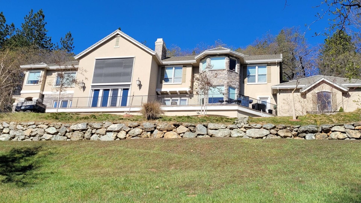 Colfax Apartment | Private apartment attached to three story hillside home